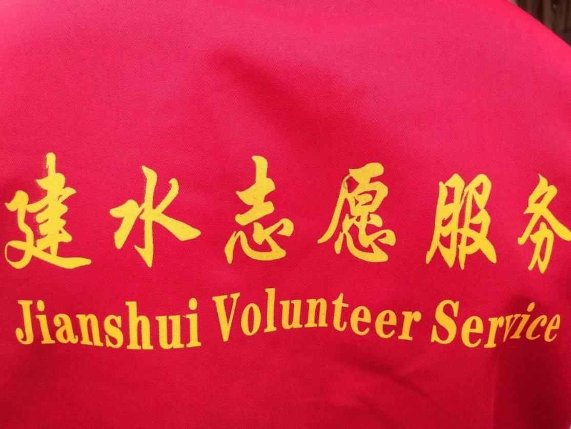 普通家庭根本不适合买小轿车,每年的开销足够打车出行